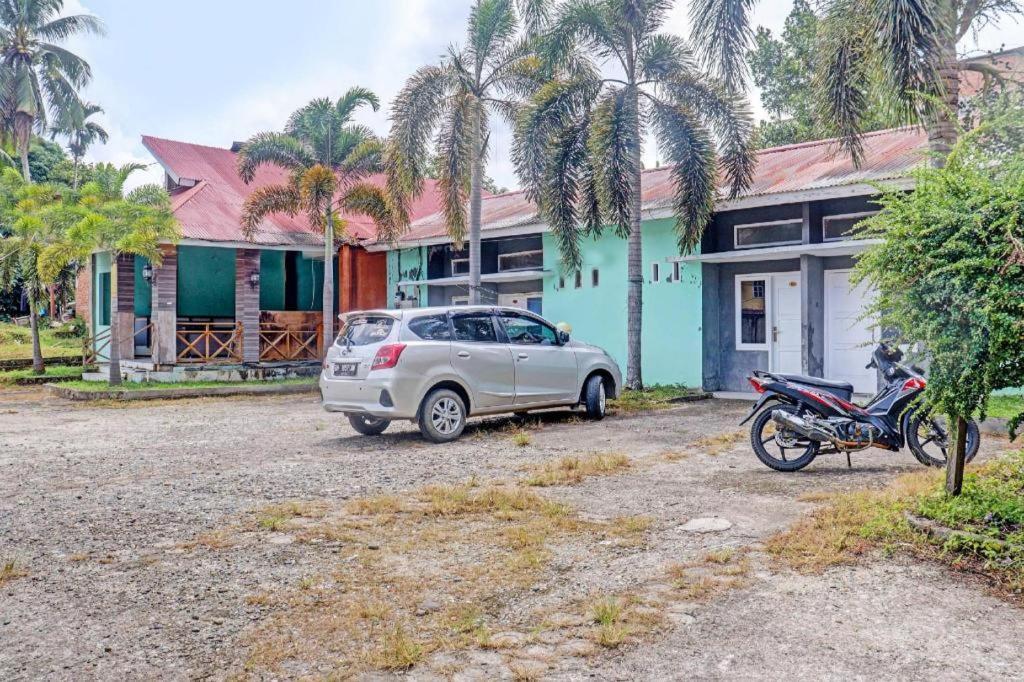 Oyo 90483 Homestay Permata Syariah Bangko Kültér fotó